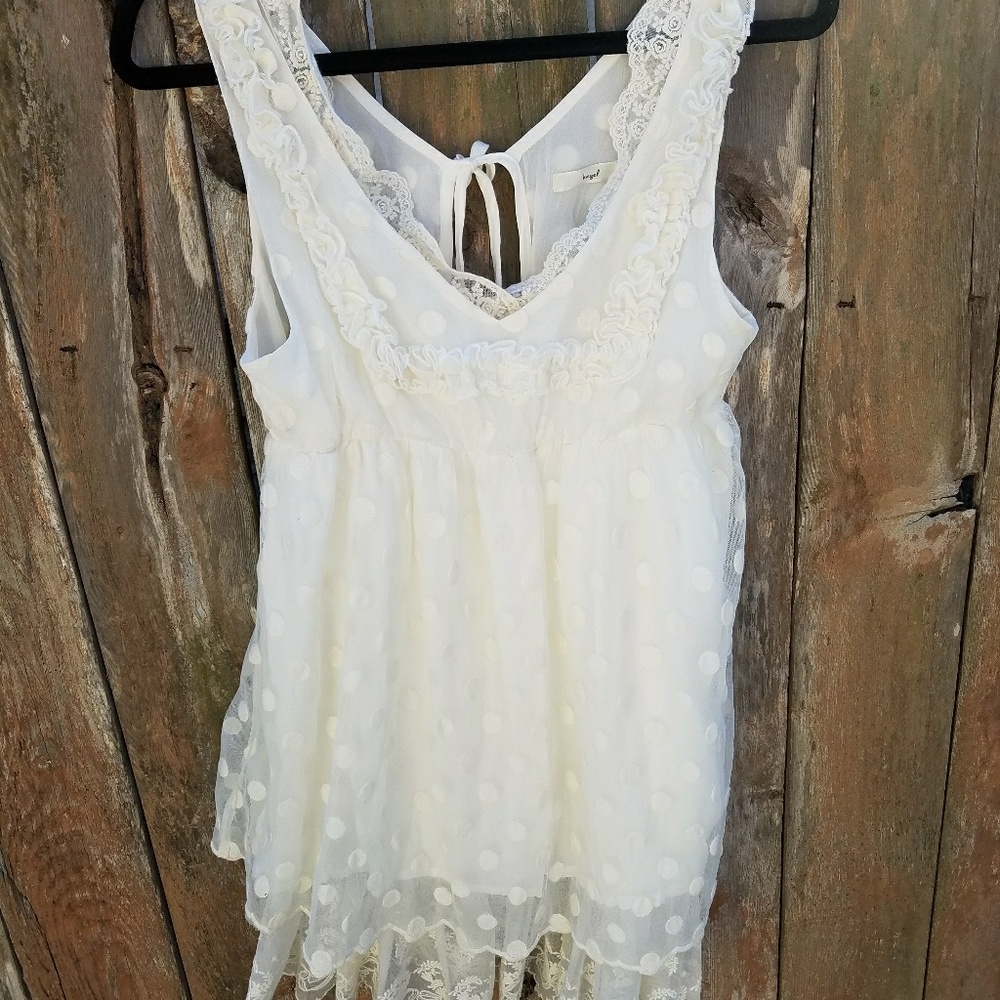 Hazel Flowy Cream Blouse Size L NWOT