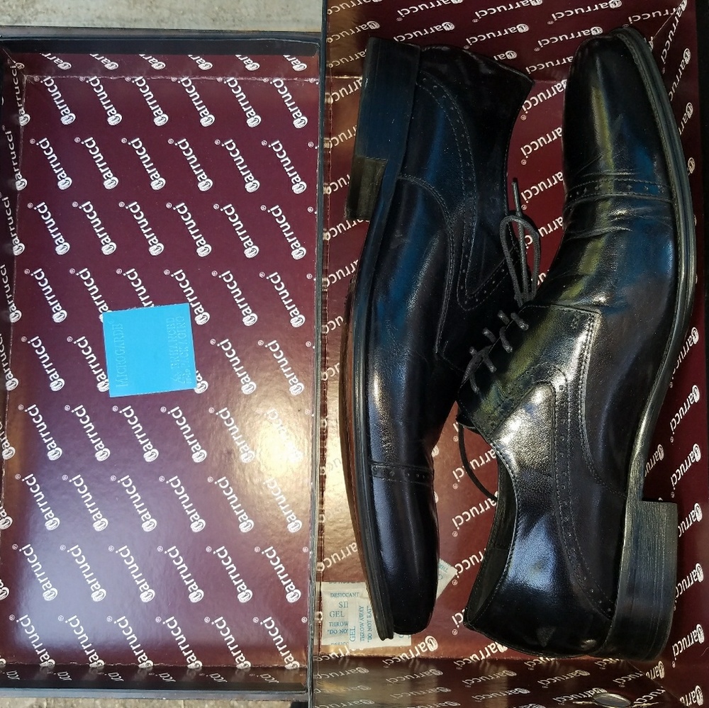 Carrucci Men's Dress Shoes