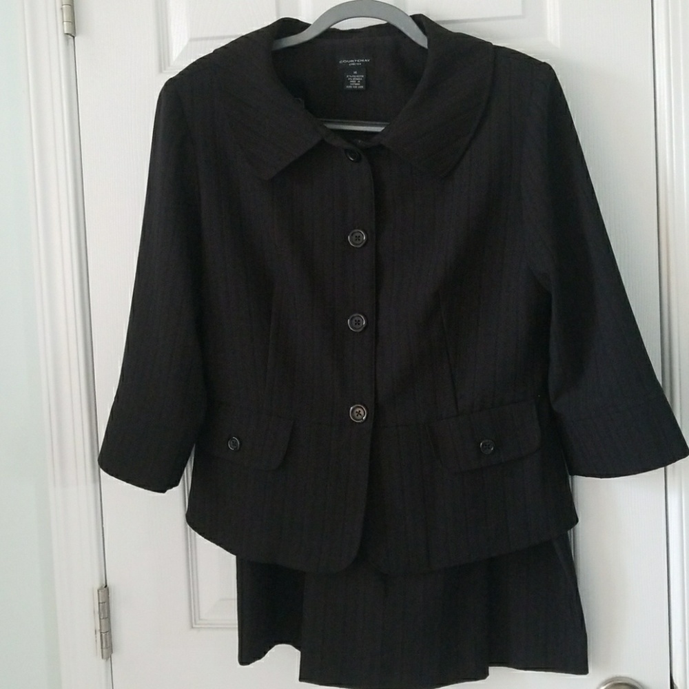 💄👠💄Feminine Black suit