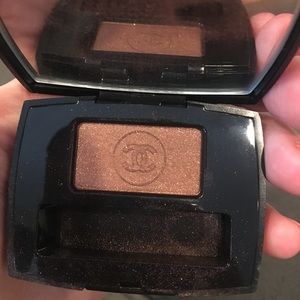 Chanel Eyeshadow in 86 Trace