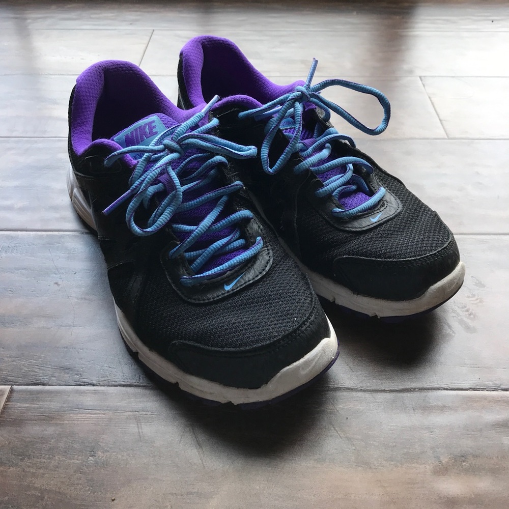Nike Revolution 2 Black and Purple Sneakers