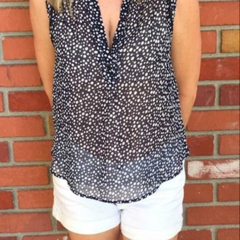 Q&A Yesmen Henley Blouse Size L