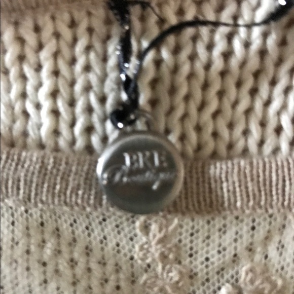 BKE sweater - Picture 4 of 4