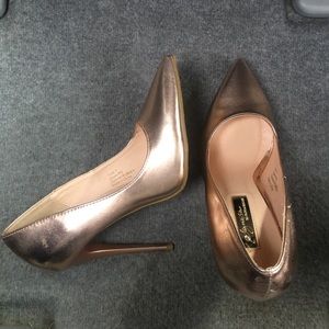 Rose Gold Pointed Heels