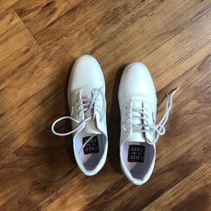 Women’s Lace Up Vegan Leather Sneaker