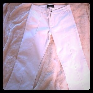 l.e.i white Stretch Jeans Size 9