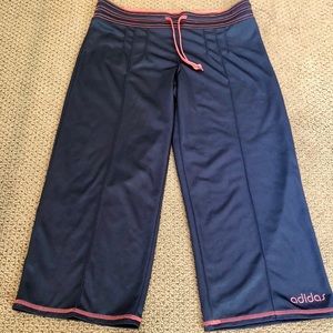 Adidas Crop Pants. Sz Small. 20 Inseam