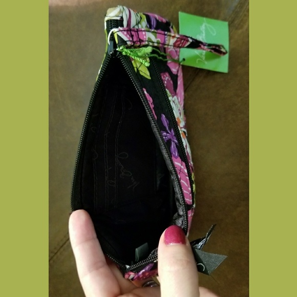 *Sold on x-post* NWT Vera Bradley wristlet - Picture 4 of 5