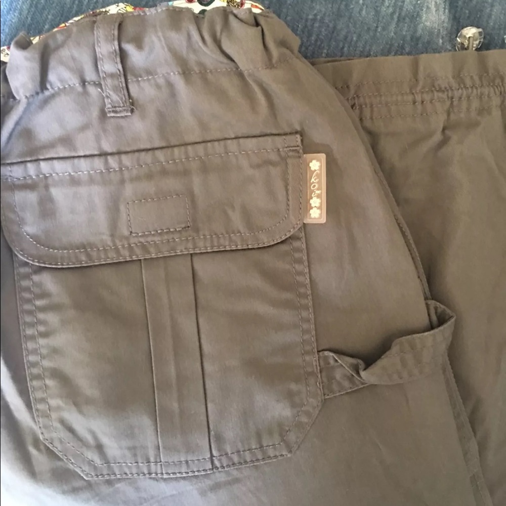 ~SOLD~ Gray Koi Scrub Pants