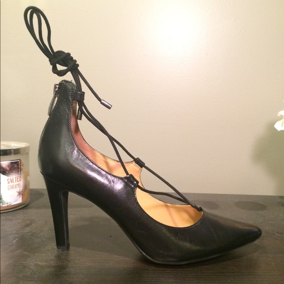 Ballerina Pumps with tie - Picture 3 of 5