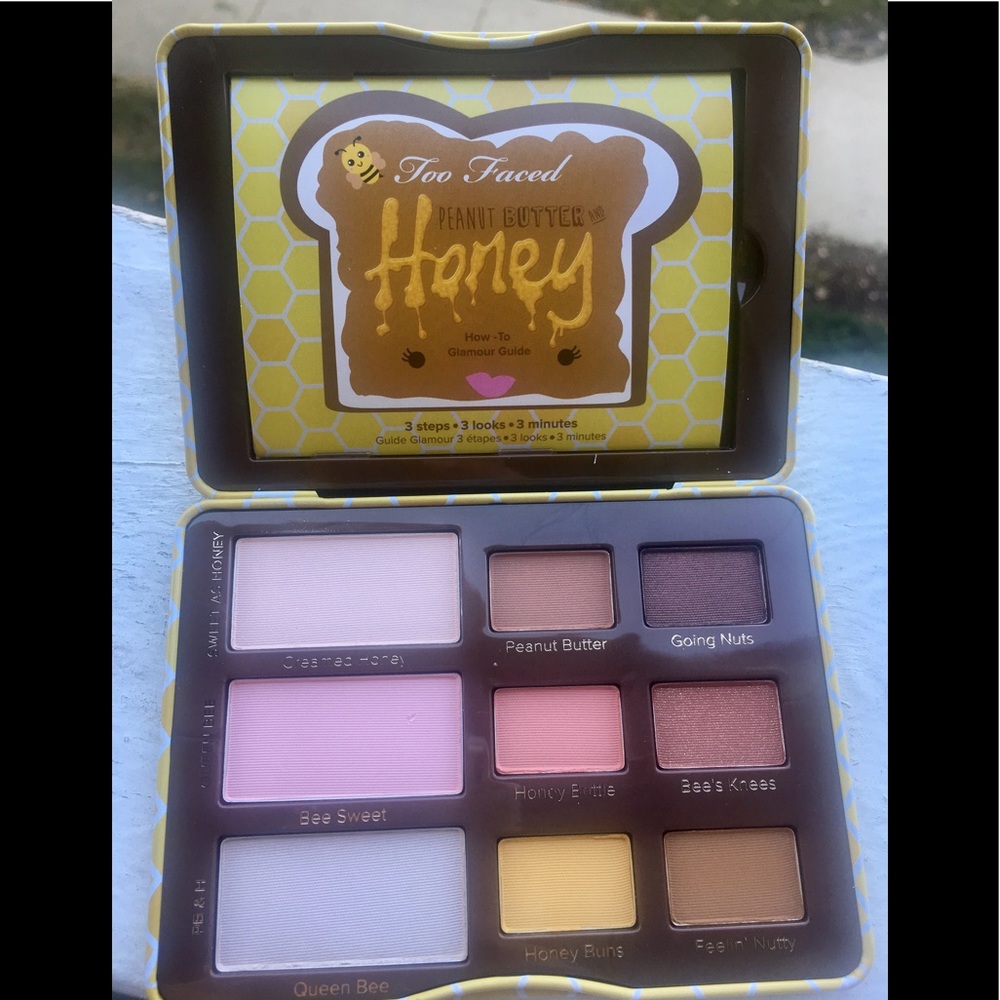 New Too Faced Peanut Butter Honey Peach palette