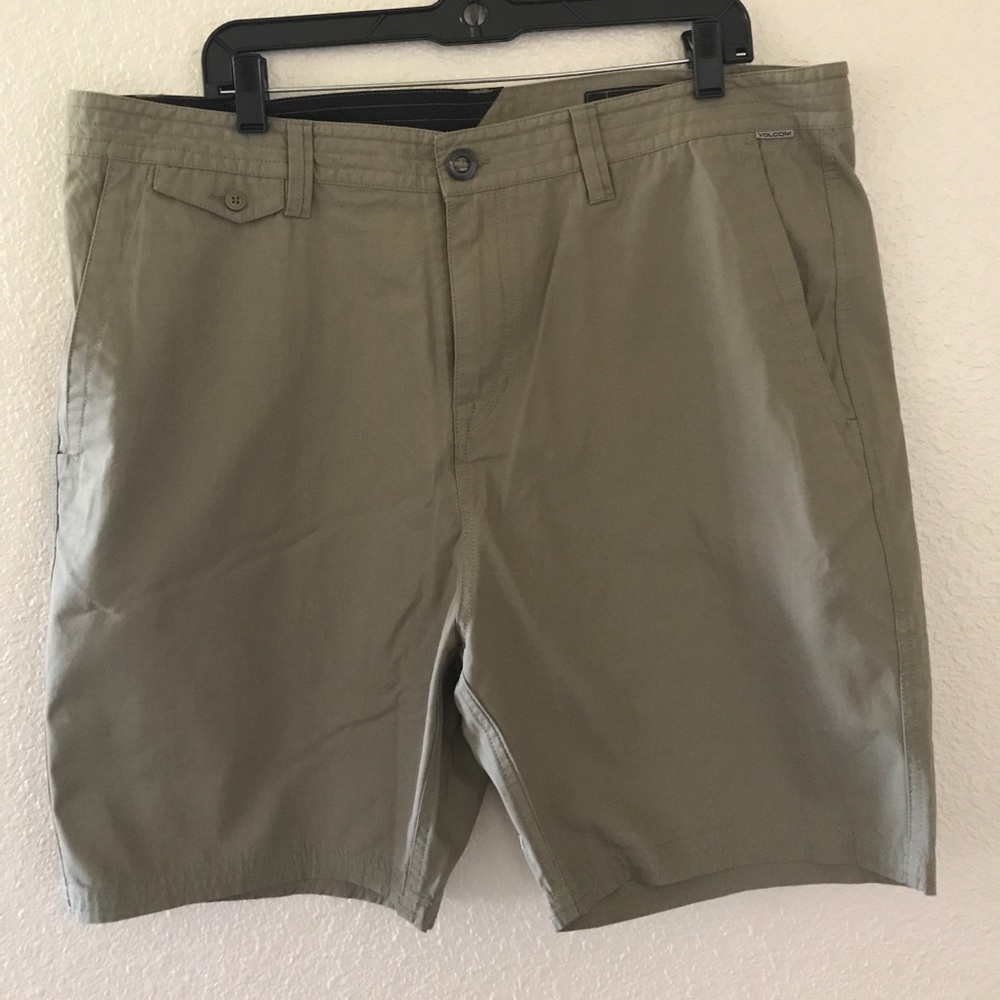 Men’s Volcom Shorts