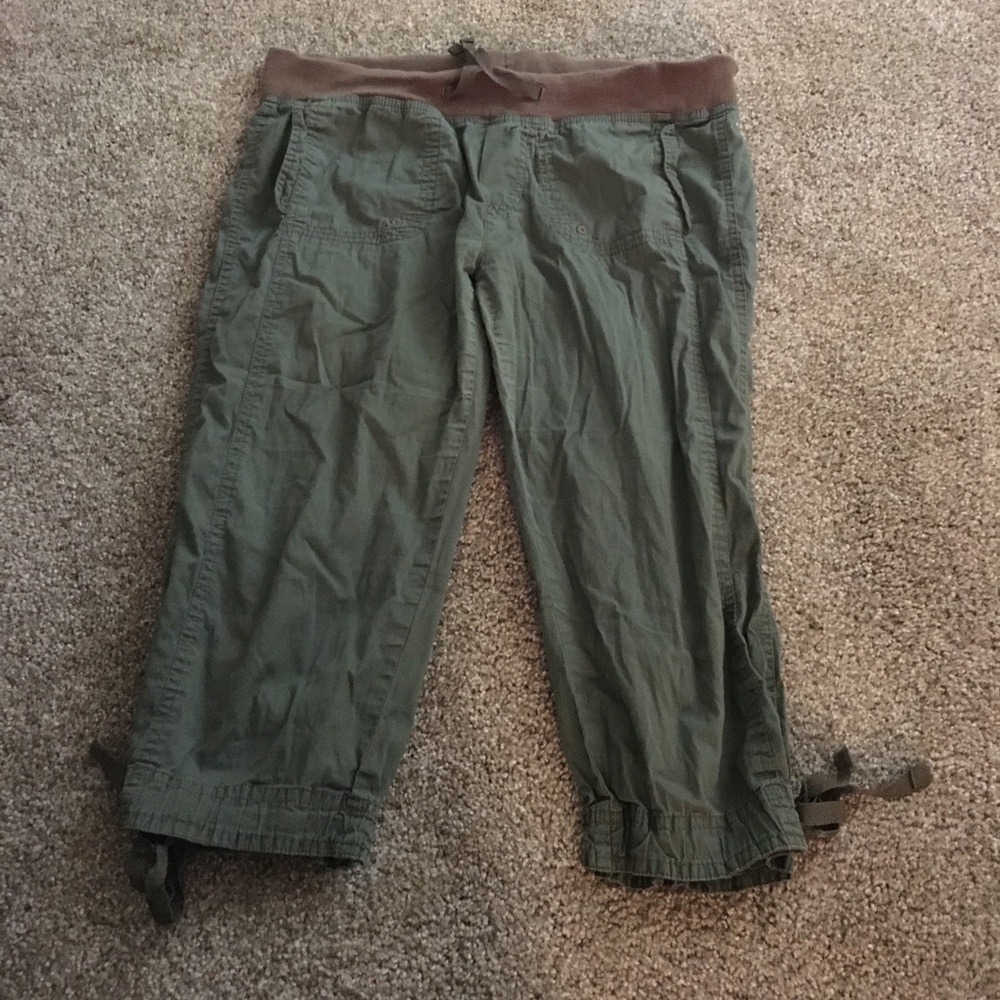 Army Green Capris