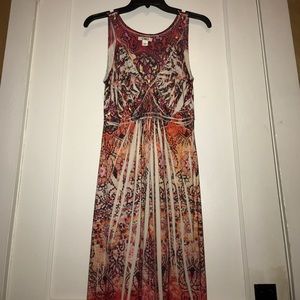 Long sleeveless dress!
