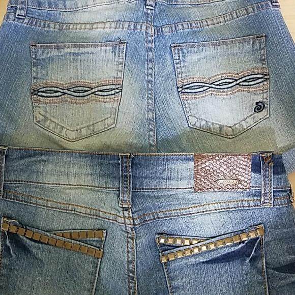 Jean Shorts.Dollhouse/Indigo Rein. - Picture 2 of 9