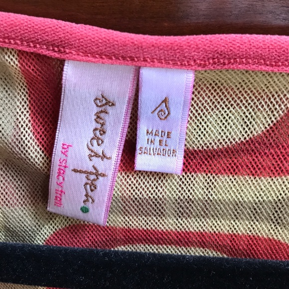 Shirt - Picture 2 of 3