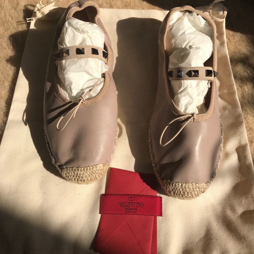 Valentino Ballerina Flats in Blush/Nude