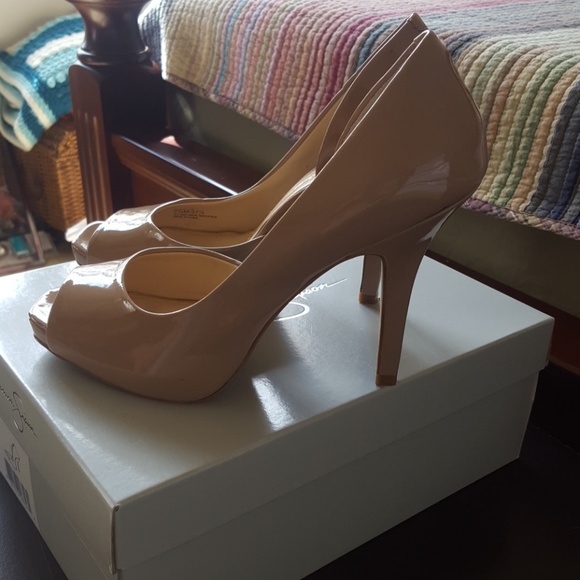 Shoes - Picture 3 of 3