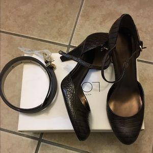 Ann Taylor Loft Pump