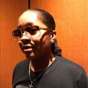 Meet your Posher, Shanaye