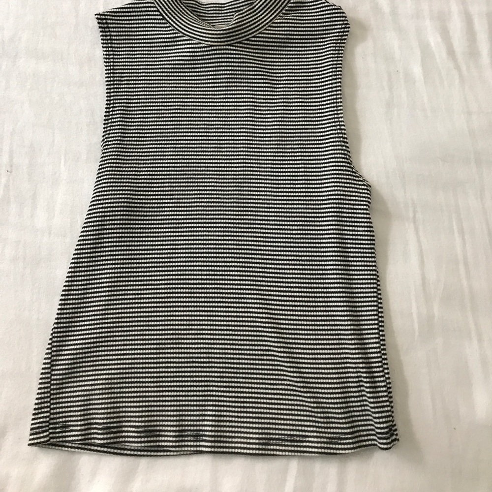 Black and white striped high-neck tank