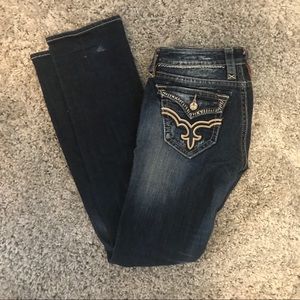 Size 28 rock revival straight cut 33in inseam