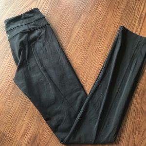 Lululemon black leggings size 6
