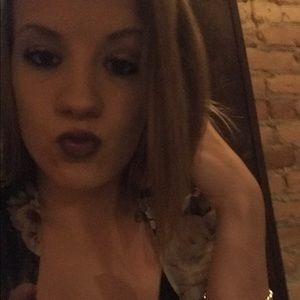 Meet your Posher, Dani