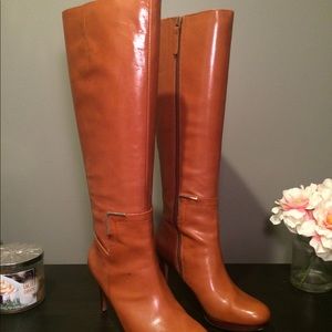 Classic cognac leather heeled boots