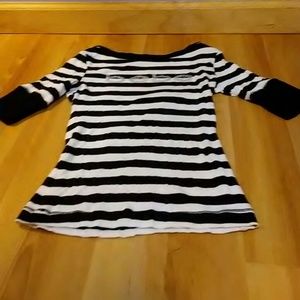 Black and white bebe shirt