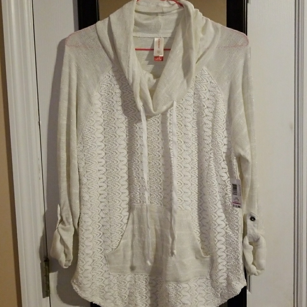 NEW NEVER WORN white sweater