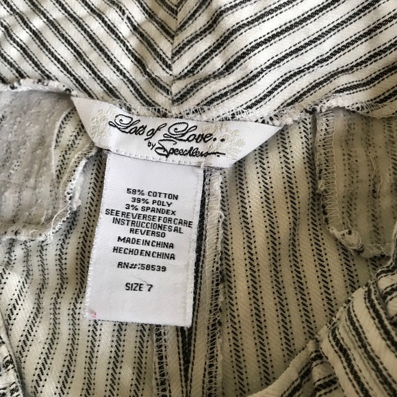 Striped shorts - Picture 5 of 5