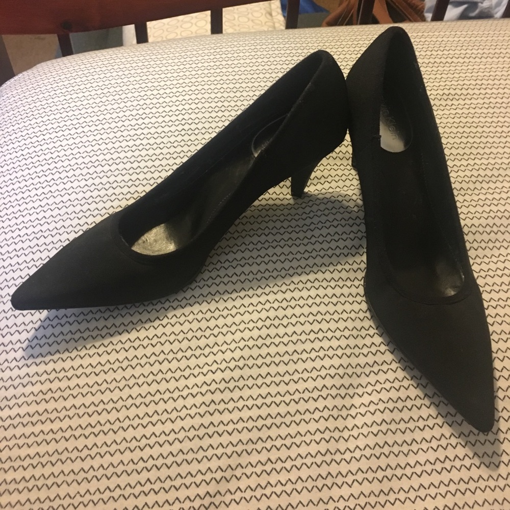 Black Calvin Klein pointed toe heels