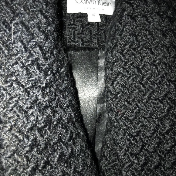 Black 100 % wool Calvin Klein coat. Worn once! - Picture 2 of 4