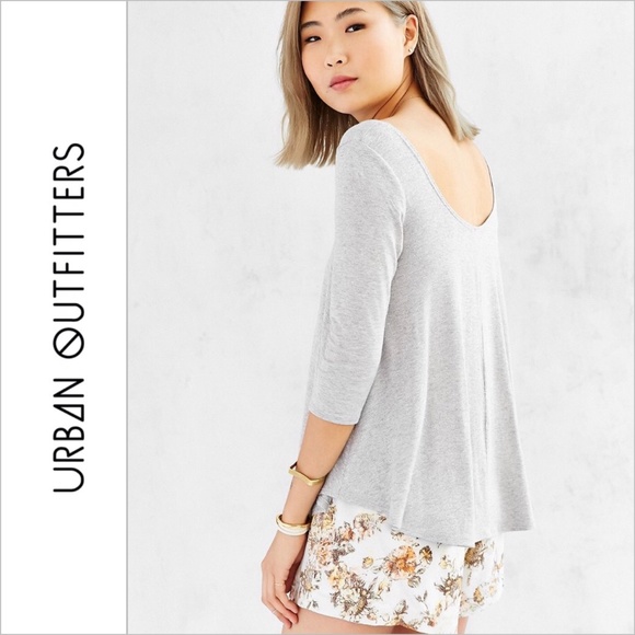 Kimchi Blue UO Grey Gray Shadow Scoopneck Top - Picture 2 of 3