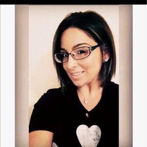 Meet your Posher, Deanna