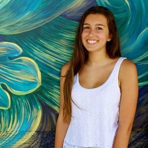 Meet your Posher, Abby