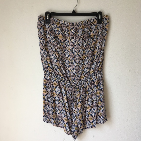 Strapless Romper - Picture 1 of 4