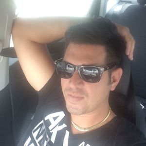 Meet your Posher, Luis