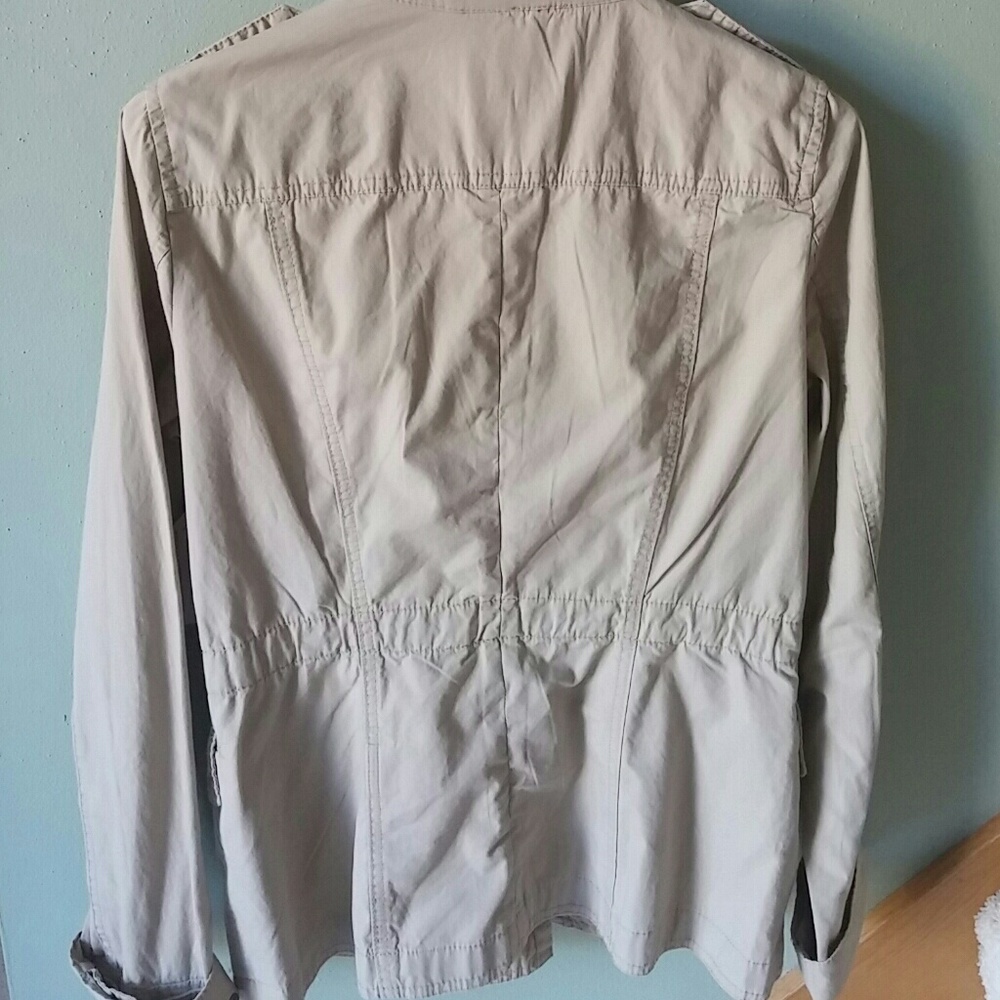 Women's jacket - Picture 2 of 2