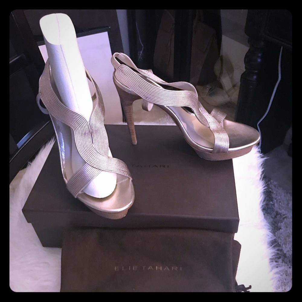 Elie Tahari Pumps. BOGO SALE!!