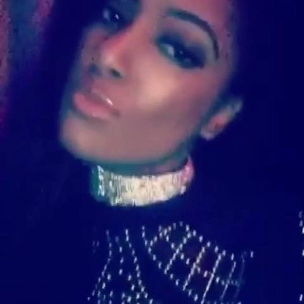 Meet your Posher, Cortni