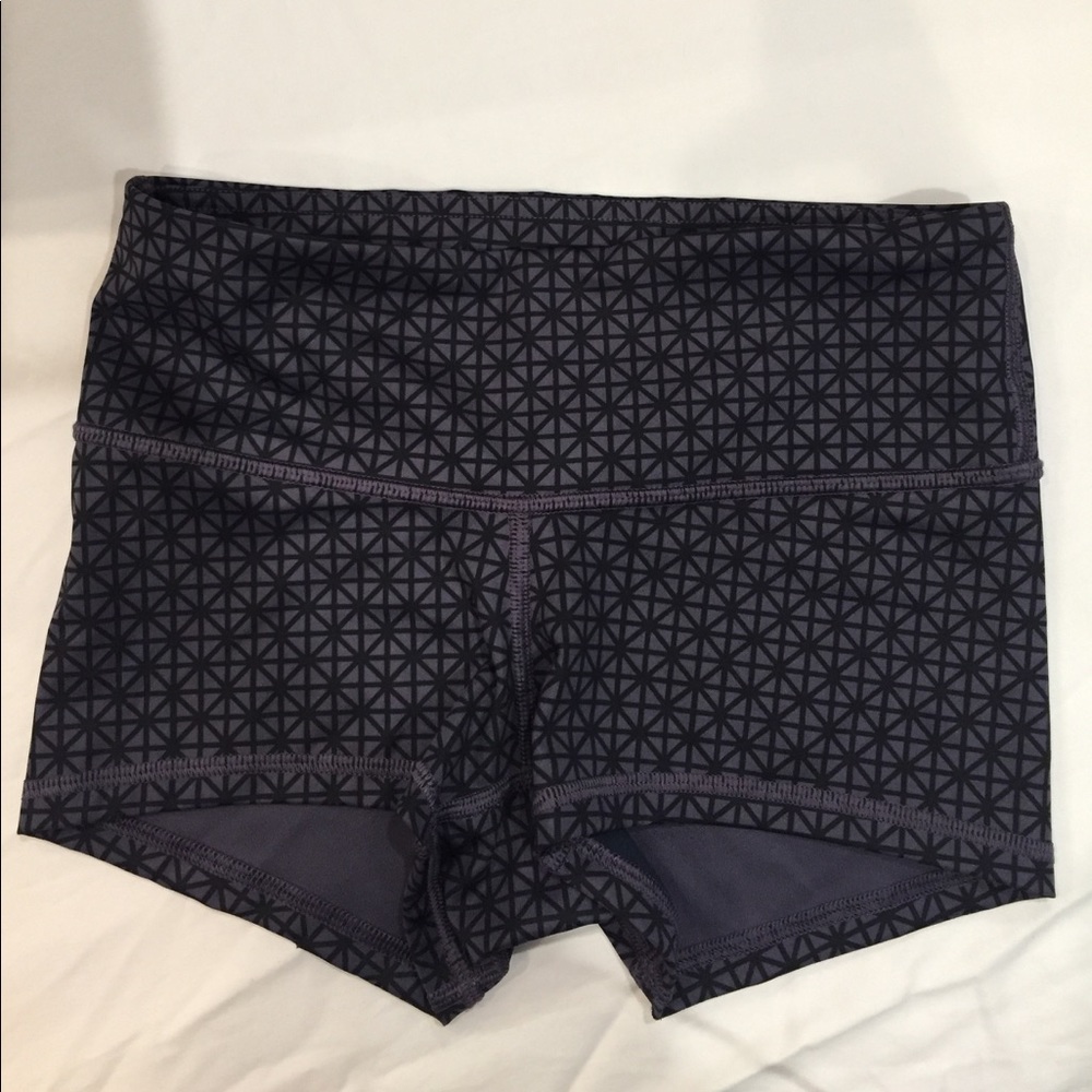 Lululemon Athletica Short Yoga Shorts