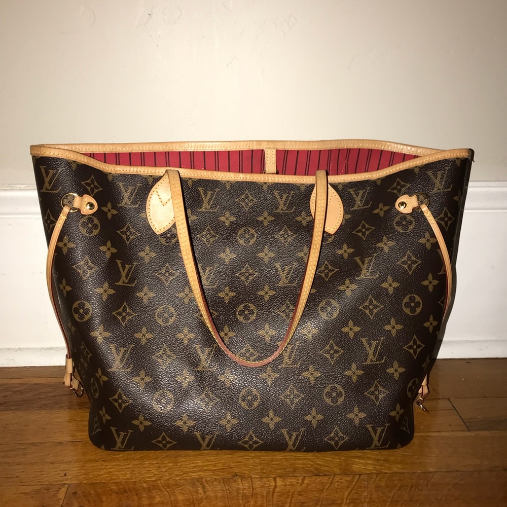 Louis Vuitton neverfull monogram