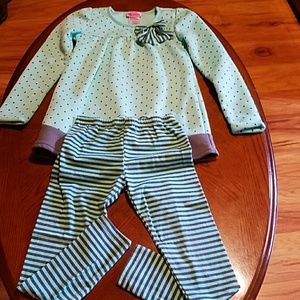Girls Young Hearts 7/8 outfit light green and gray