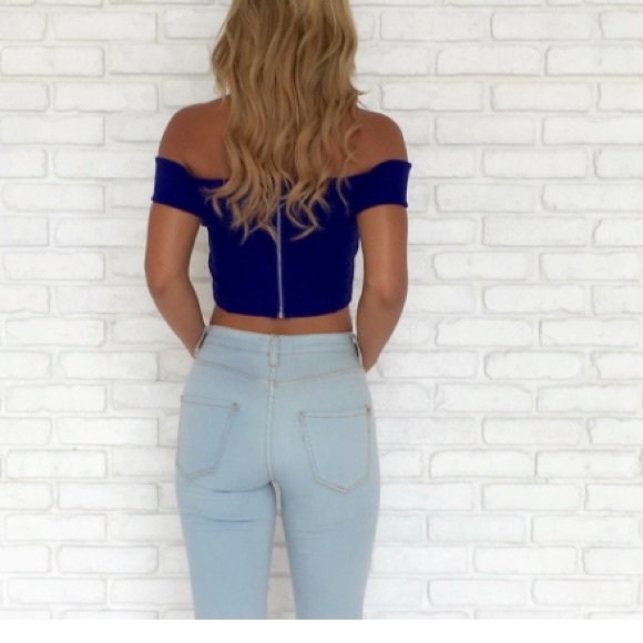 Dainty Holligan Red crop top - Picture 2 of 3