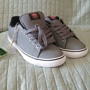 Dvs Gavin ct men's 9 Brian deegan colorway
