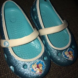Frozen Crocs