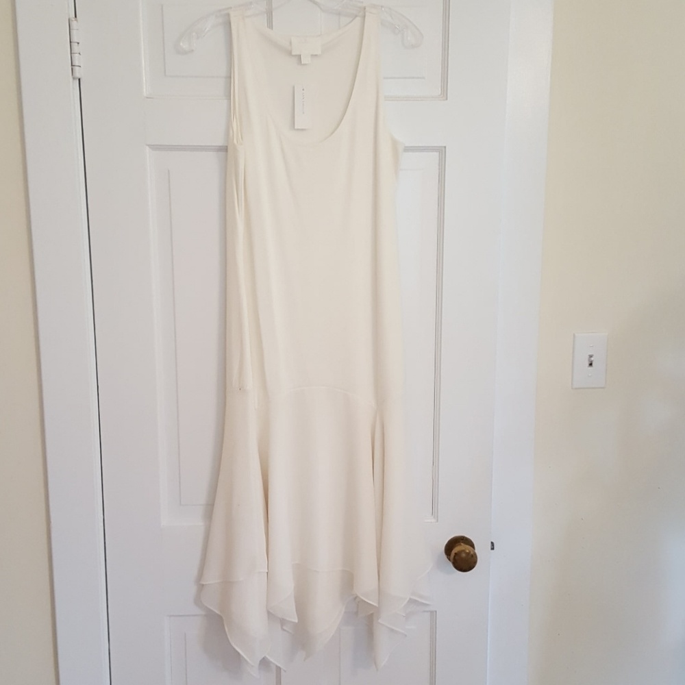 Kate Hudson for Ann Taylor dress