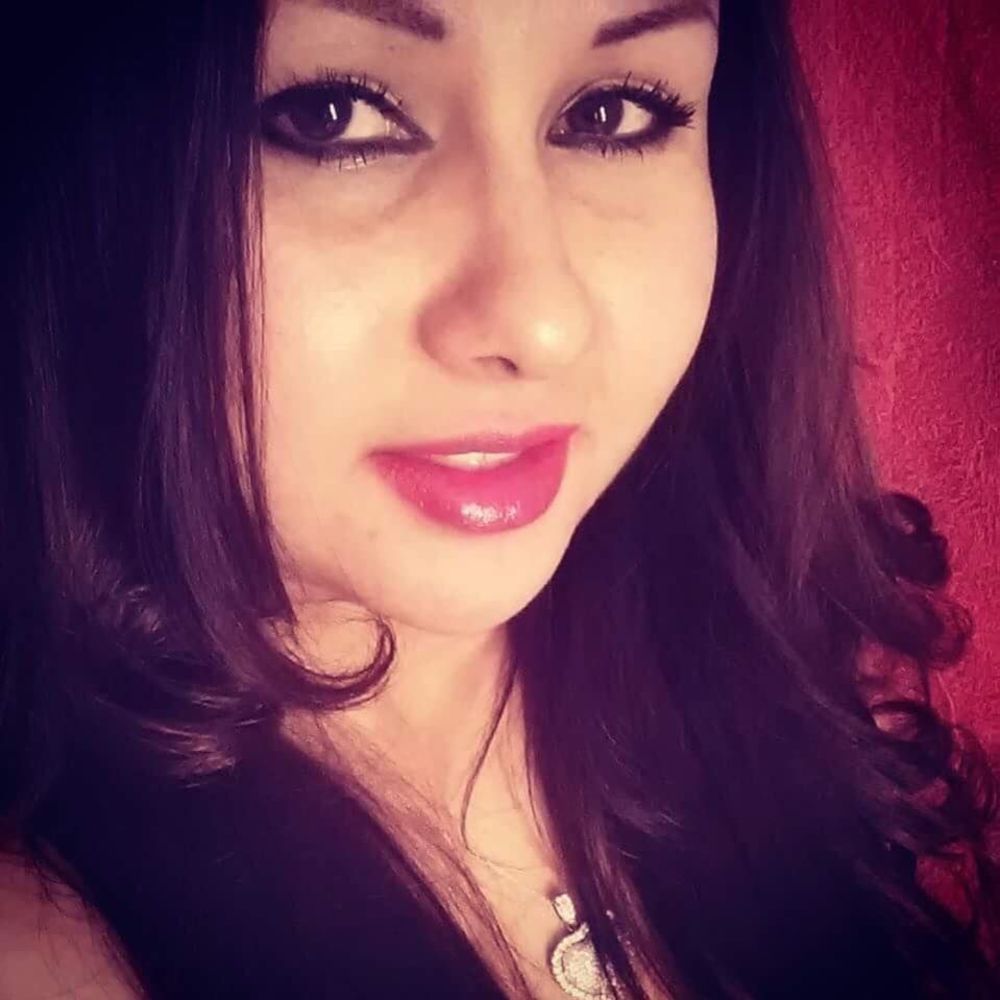 Meet your Posher, Ivette